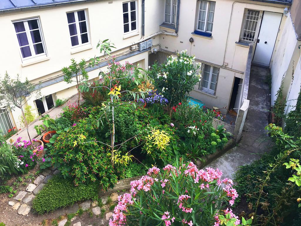 Romantic Artist Room Montmartre Bed & Breakfast París Exterior foto